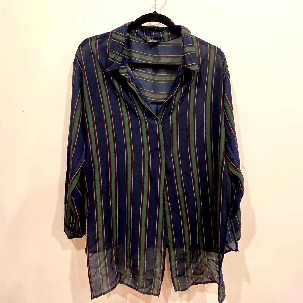 FASHION NOVA LONG SLEEVE STRIPPED BUTTON DOWN SHIRT.